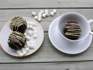 Chokladbomb med marshmallows