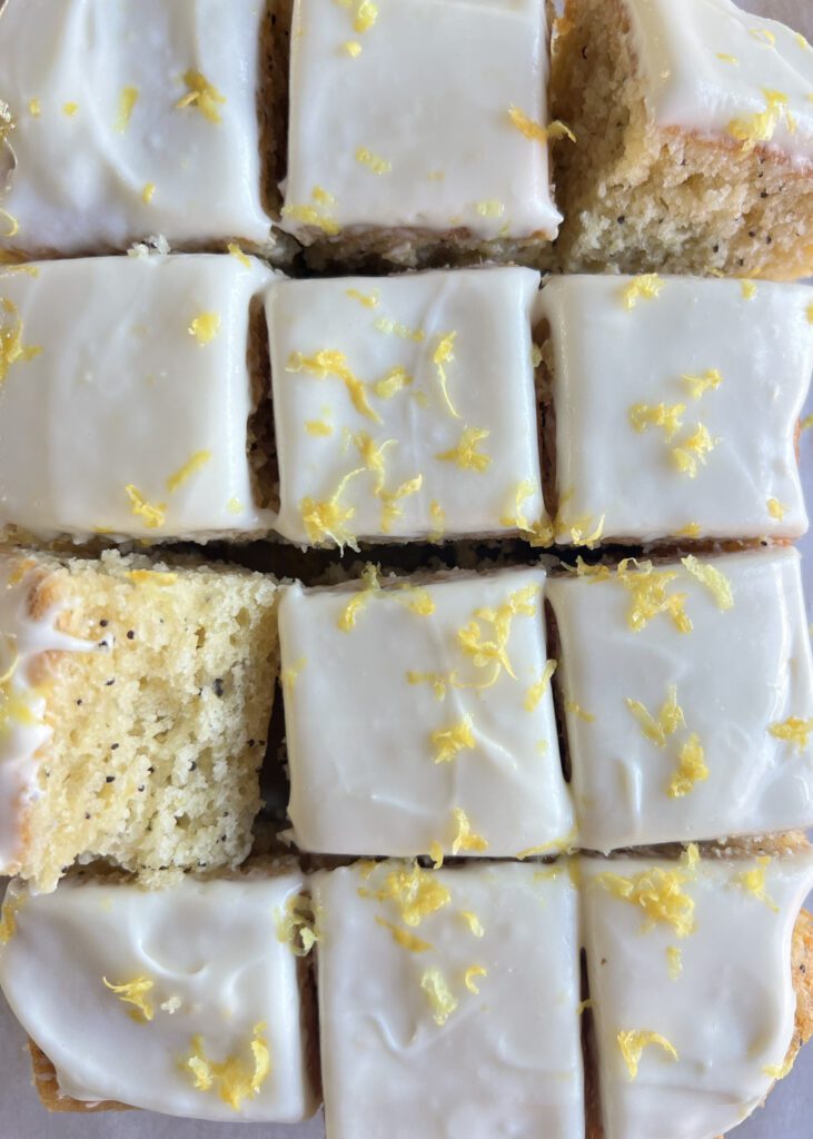 Citronkaka med vallmofrö