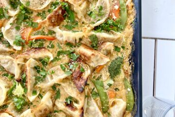 Ugnsbakad curry med dumplings & krispig chiliolja
